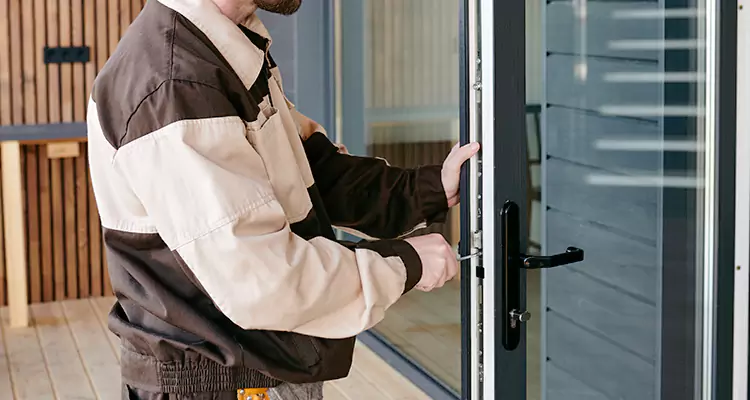 Fix Patio Screen Door Rollers in Bayonet Point, FL